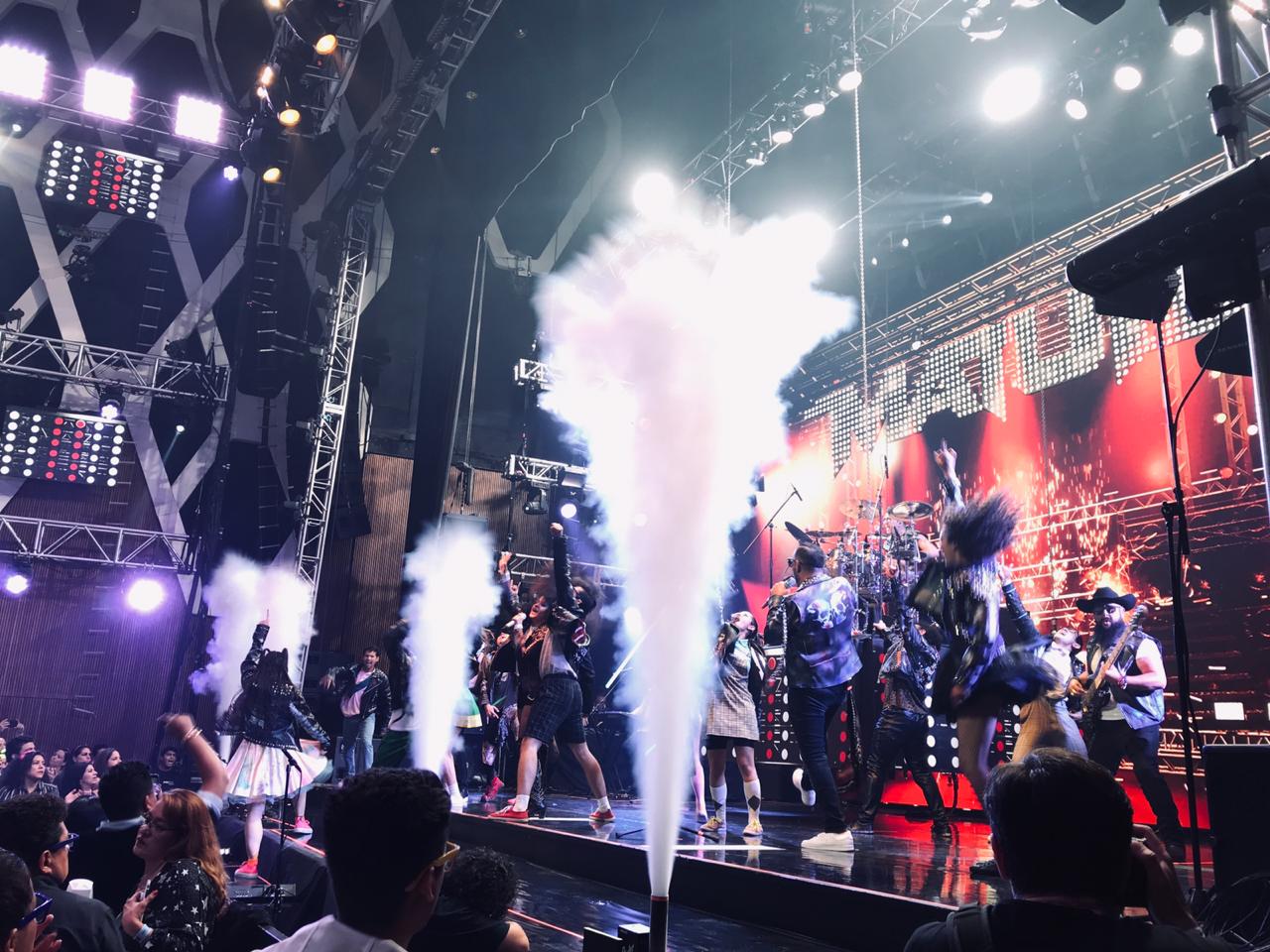 Performance & Edecanes